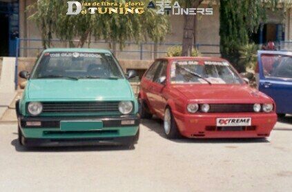 Imagen del reportaje  revista Tuning Area4tuners.es, concentración de coches Tuning del año 2002 en Calafell, Tarragona, España