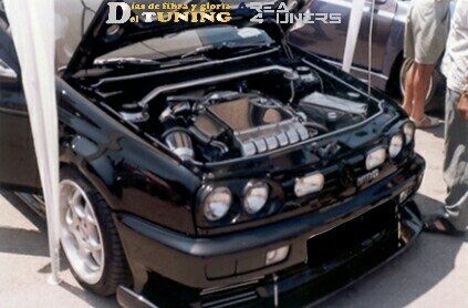 Imagen del reportaje  revista Tuning Area4tuners.es, concentración de coches Tuning del año 2002 en Calafell, Tarragona, España