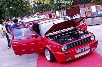 Imagen del reportaje revista Tuning Area4tuners.es, concentración de coches Tuning del año 2003 en Calafell, Tarragona, España