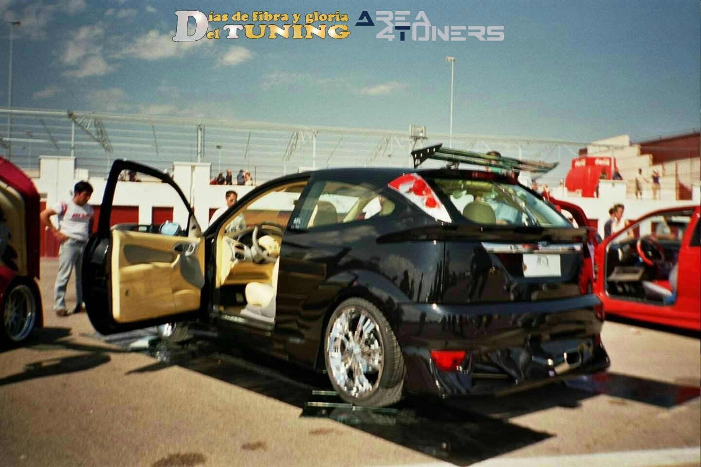 Imagen del reportaje revista Tuning Area4tuners.es, concentración de coches Tuning del año 2003 en Albacete, España