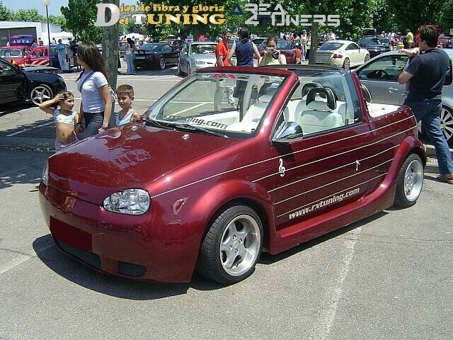 Imagen del reportaje revista Tuning Area4tuners.es, concentración de coches Tuning del año 2004 en Calafell, Tarragona, España