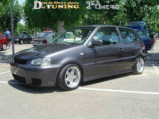 Imagen del reportaje revista Tuning Area4tuners.es, concentración de coches Tuning del año 2004 en Calafell, Tarragona, España