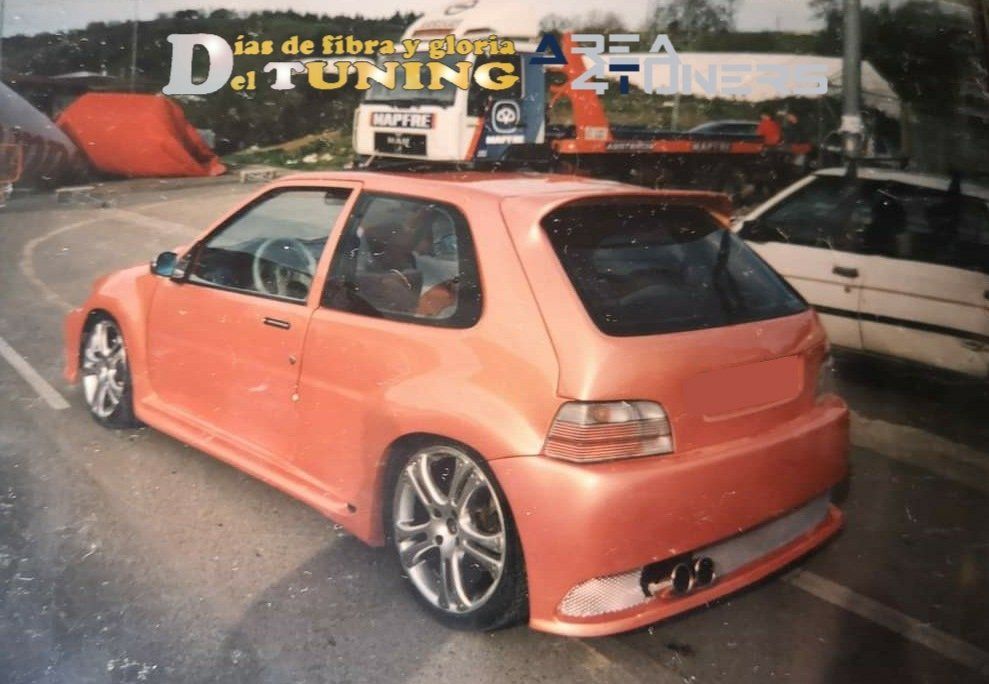 Imagen del reportaje  revista Tuning Area4tuners.es, concentración de coches Tuning del año 2002 en Zarautz, Guipúzcoa, España