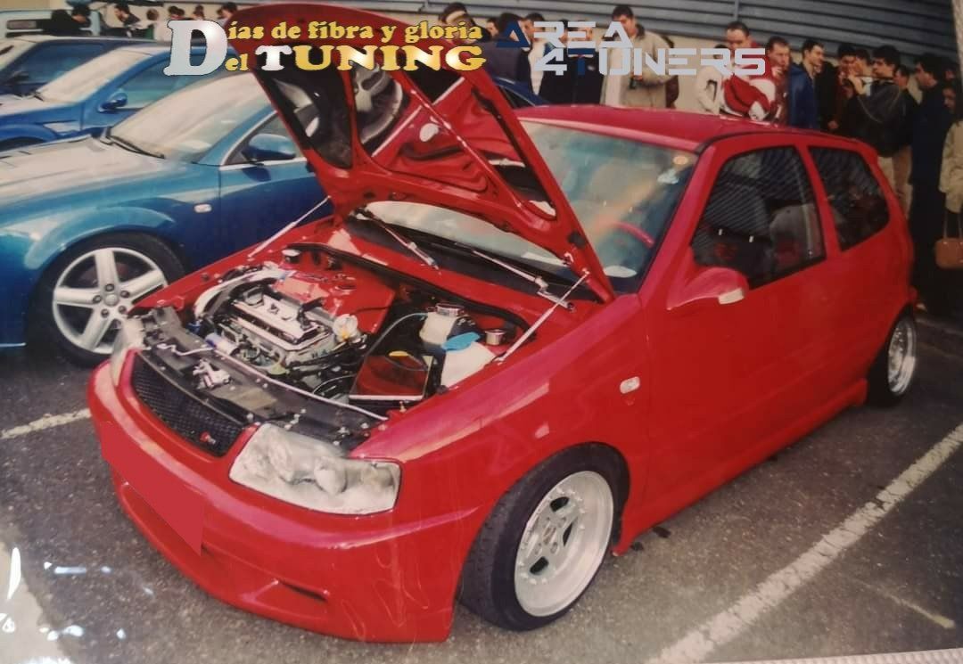 Imagen del reportaje revista Tuning Area4tuners.es, concentración de coches Tuning del año 2003 en Zarautz, Guipúzcoa, España