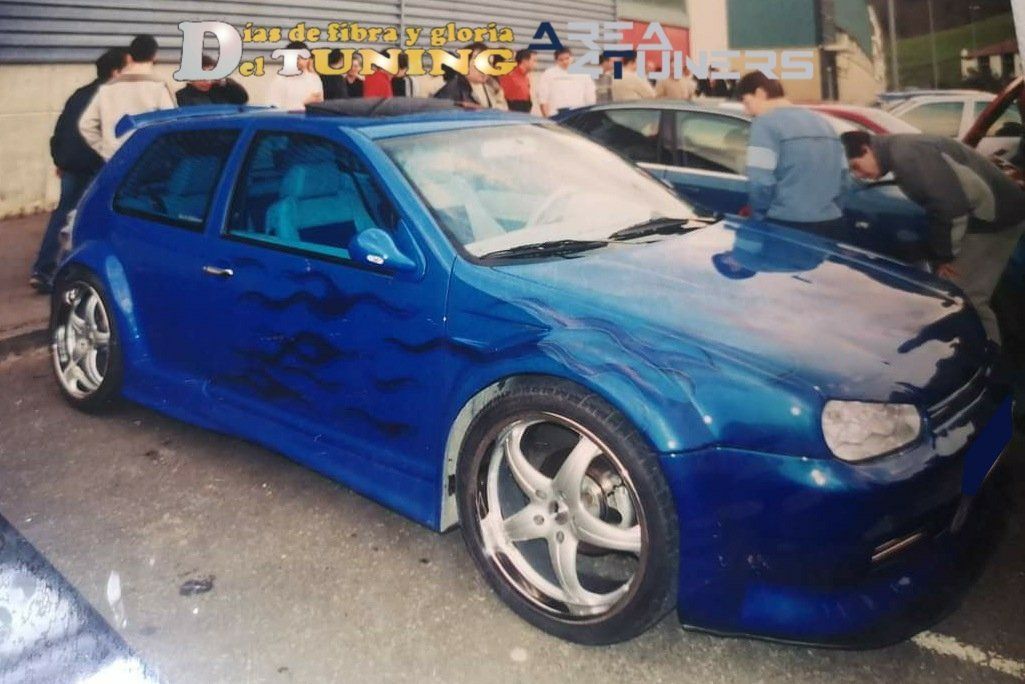 Imagen del reportaje revista Tuning Area4tuners.es, concentración de coches Tuning del año 2003 en Zarautz, Guipúzcoa, España
