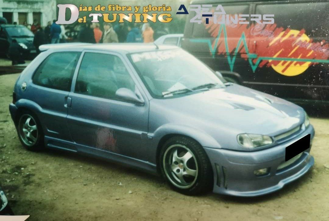 Imagen del reportaje  revista Tuning Area4tuners.es, concentración de coches Tuning del año 2001 en Medina Del Pomar, Burgos, España