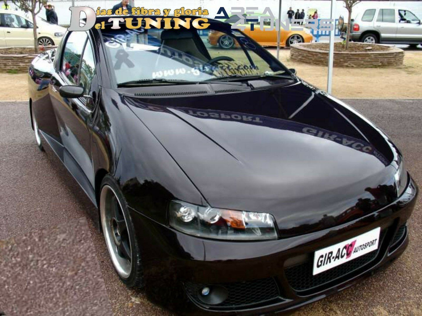 Imagen del reportaje revista Tuning Area4tuners.es, concentración de coches Tuning del año 2005 en Blanes, Gerona, España