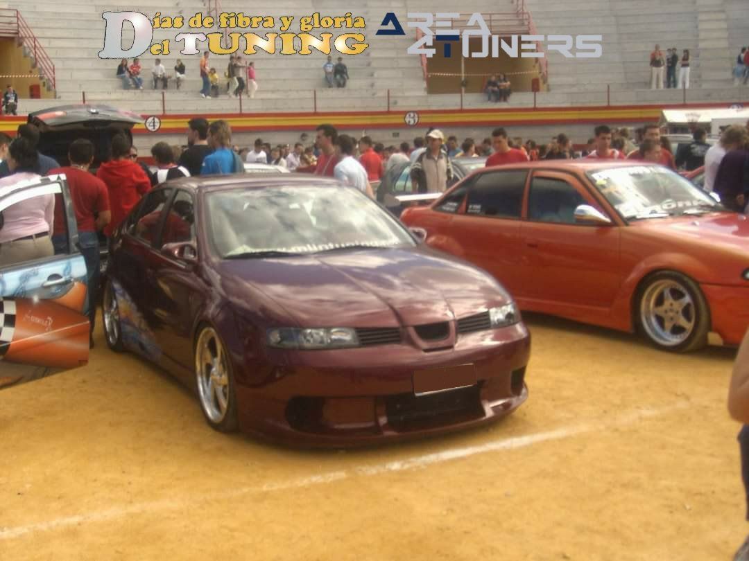 Imagen del reportaje revista Tuning Area4tuners.es, concentración de coches Tuning del año 2005 en Atarfe, Granada, España