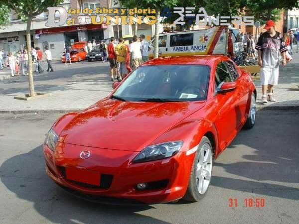 Imagen del reportaje revista Tuning Area4tuners.es, concentración de coches Tuning del año 2004 en Vegellina, León, España