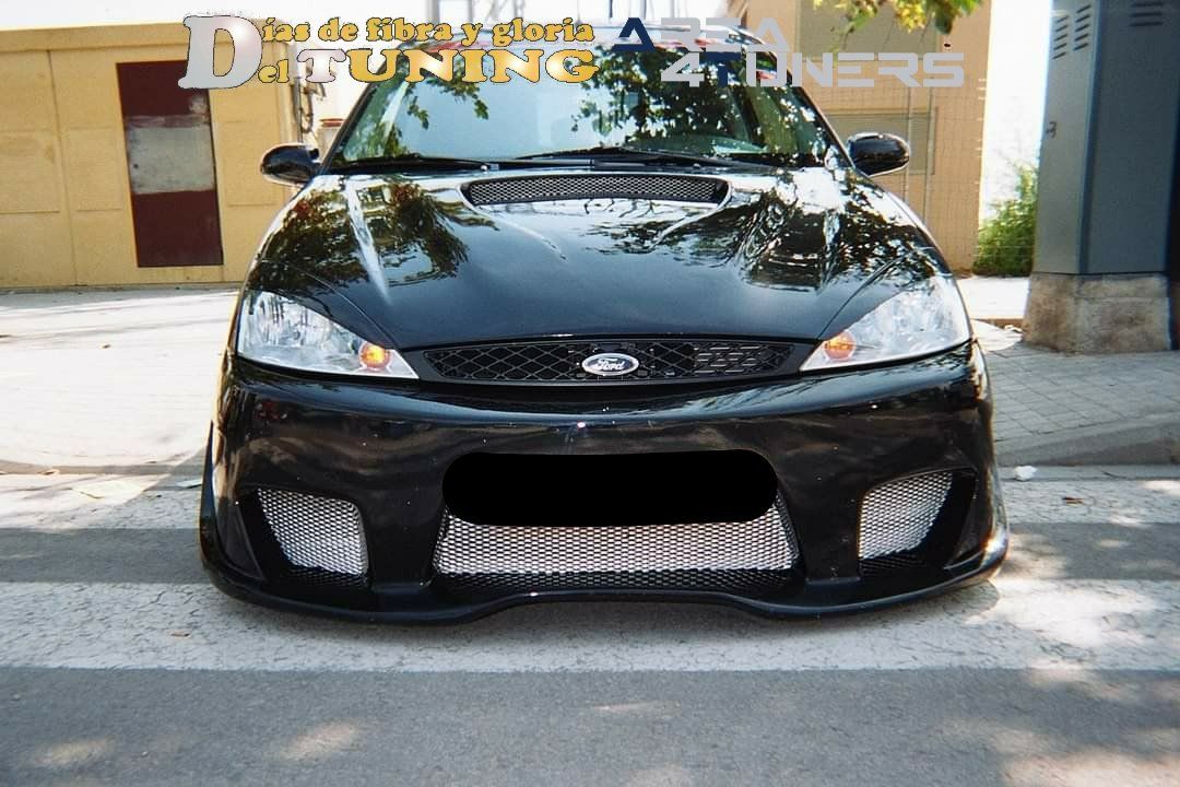 Imagen del reportaje  revista Tuning Area4tuners.es, concentración de coches Tuning del año 2002 en Saler, Valencia, España