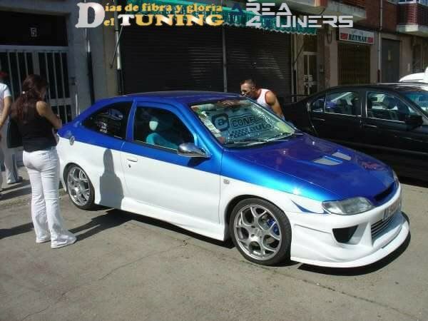 Imagen del reportaje revista Tuning Area4tuners.es, concentración de coches Tuning del año 2005 en Vegellina, León, España