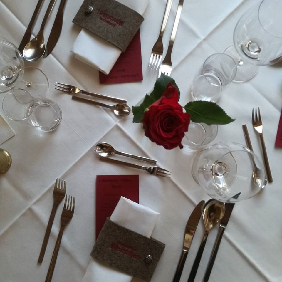 Sportstüberl, Essen Berwang, Restaurant, Abendessen, Abendessen Berwang, Mittagessen, Mittagessen Berwang, Bar, Gasthof,