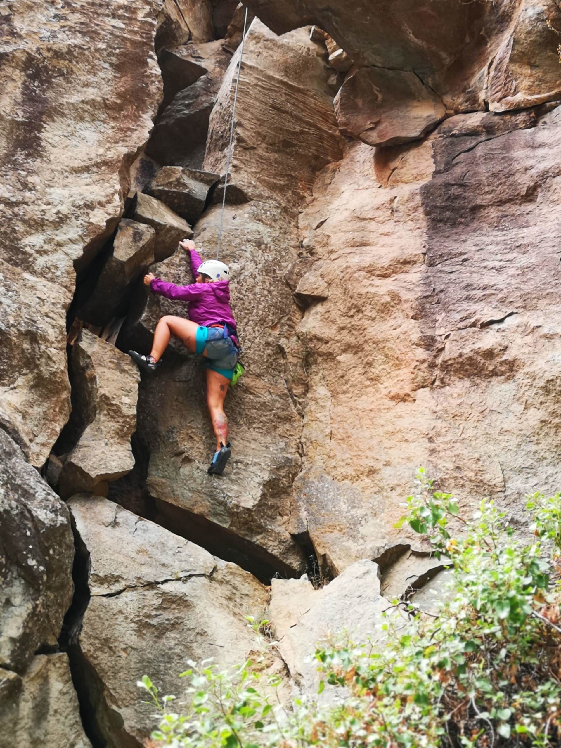 pivate rock climbing guide for all level tenerife