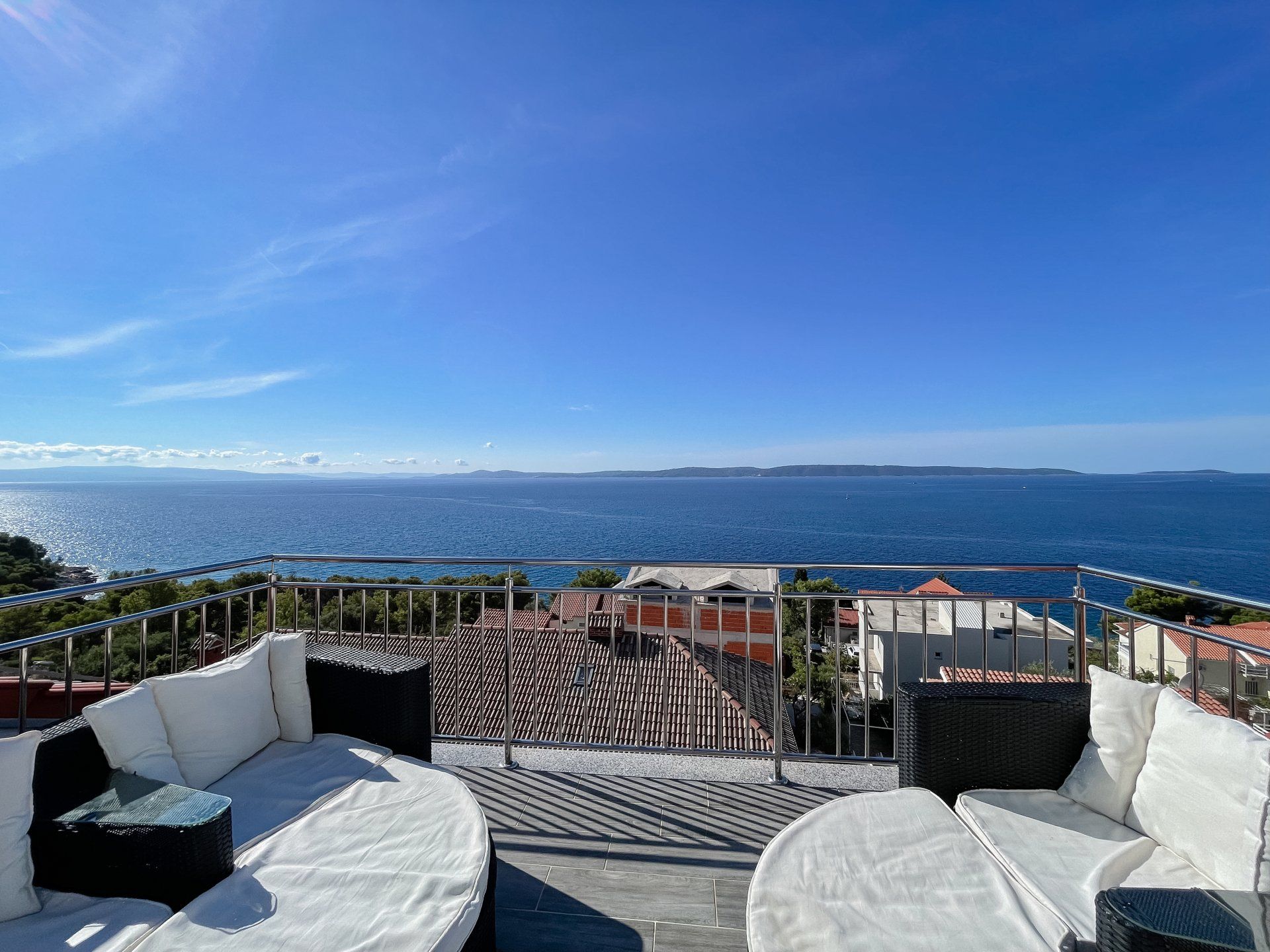 Moderne Ferienwohnung, direkt am Meer, mit Meerblick, in Okrug Gornji, auf der Instel Ciovo