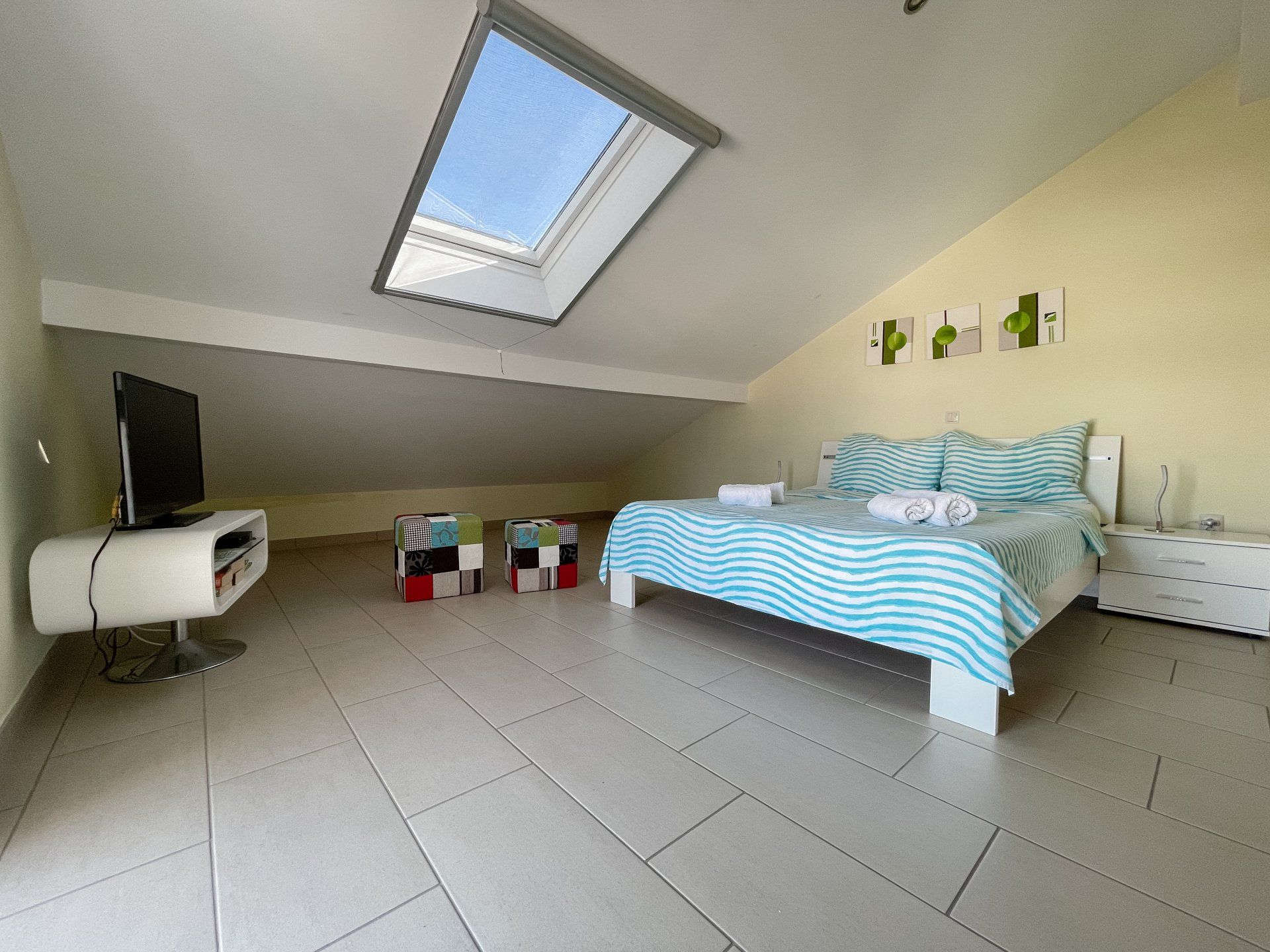 Bedroom in studio Lucie