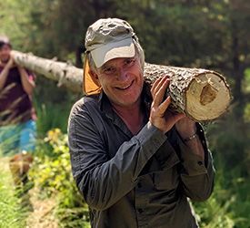 coupage de bois survie radeau