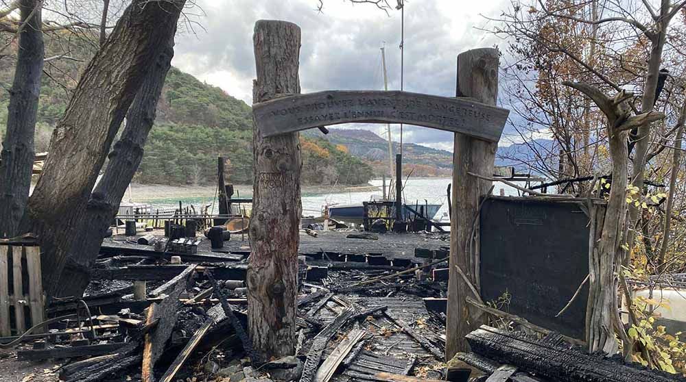 formation survie camp