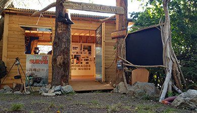 Entrée camp de base Survivor Attitude