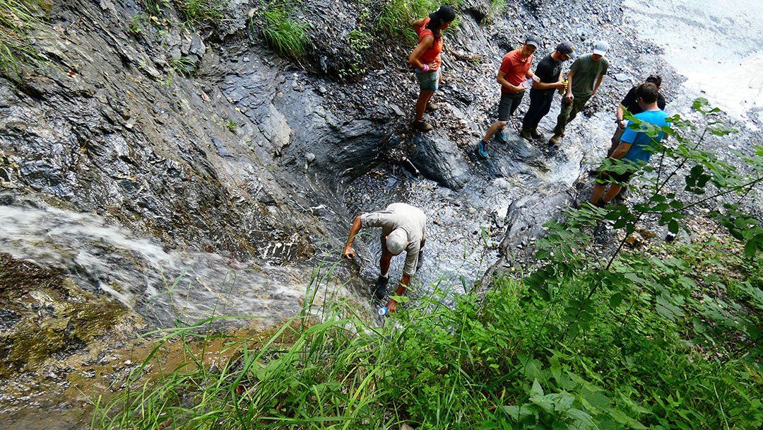 trouver de l'eau en montagne