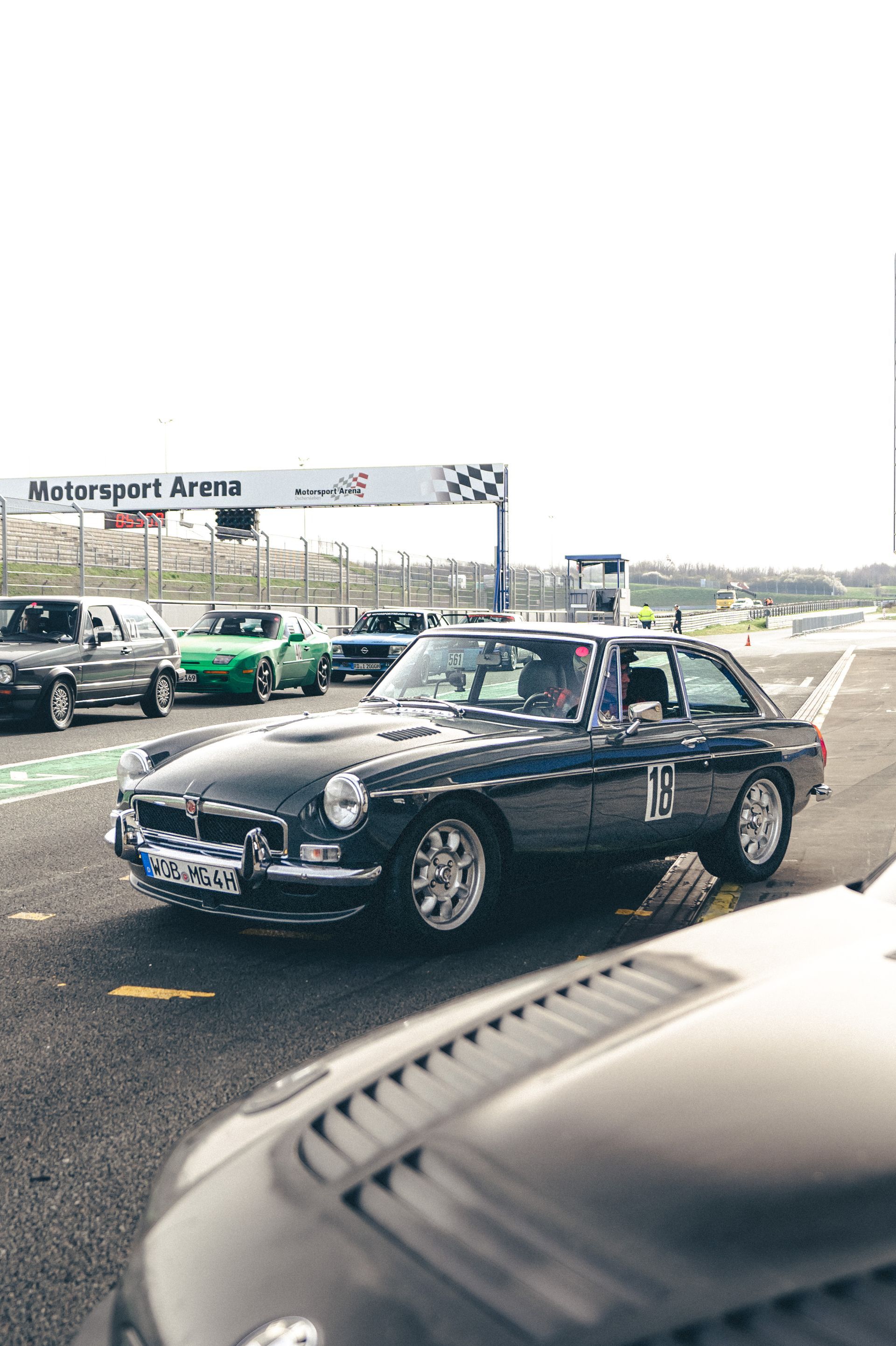 MGB GT Oldtimer Rennstrecke V8 2025