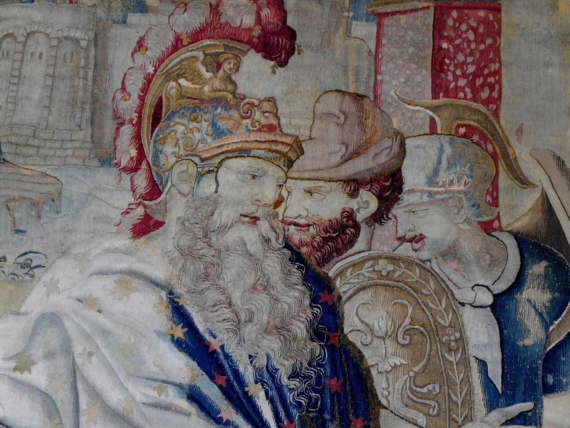 Centre de Restauration et Conservation de Tapisserie et Tapis Anciens à Paris Centre de Restauration et Conservation de Tapisserie et Tapis Anciens à Paris