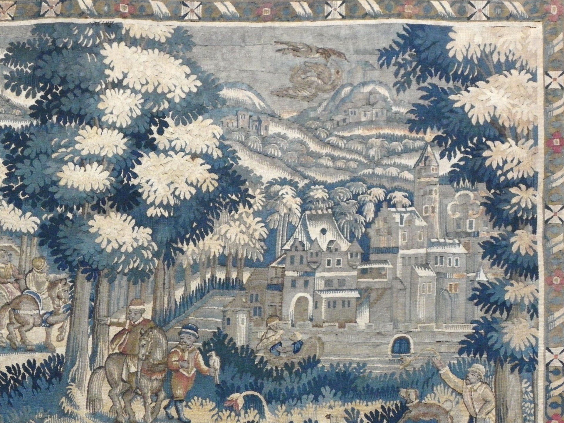 FLEMISH TAPESTRY - FALCON HUNTING in Paris FLEMISH TAPESTRY - FALCON HUNTING in PARIS