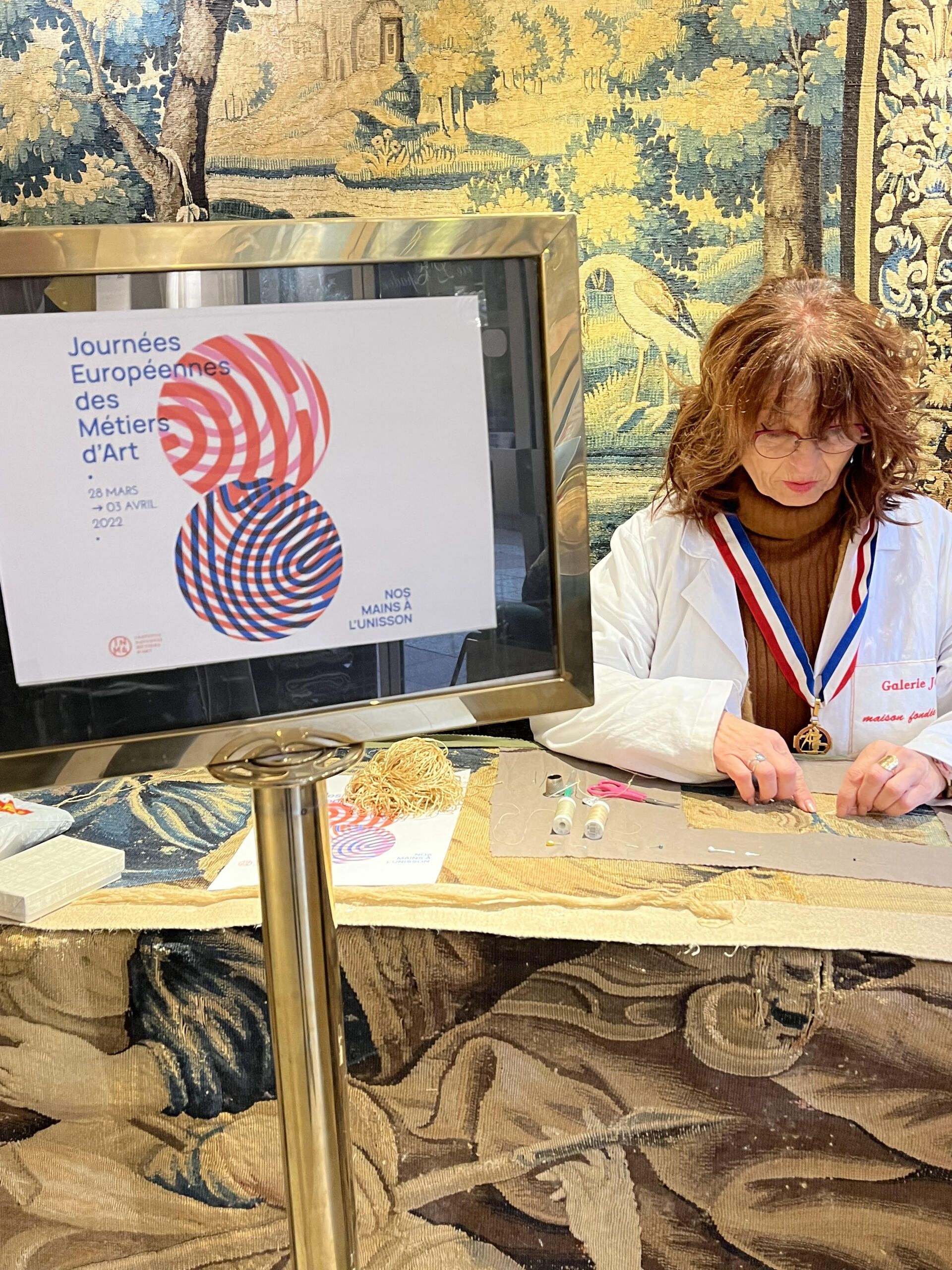 restaurer nettoyer tapisserie ancienne contemporaine restaurer nettoyer tapisserie ancienne contemporaine