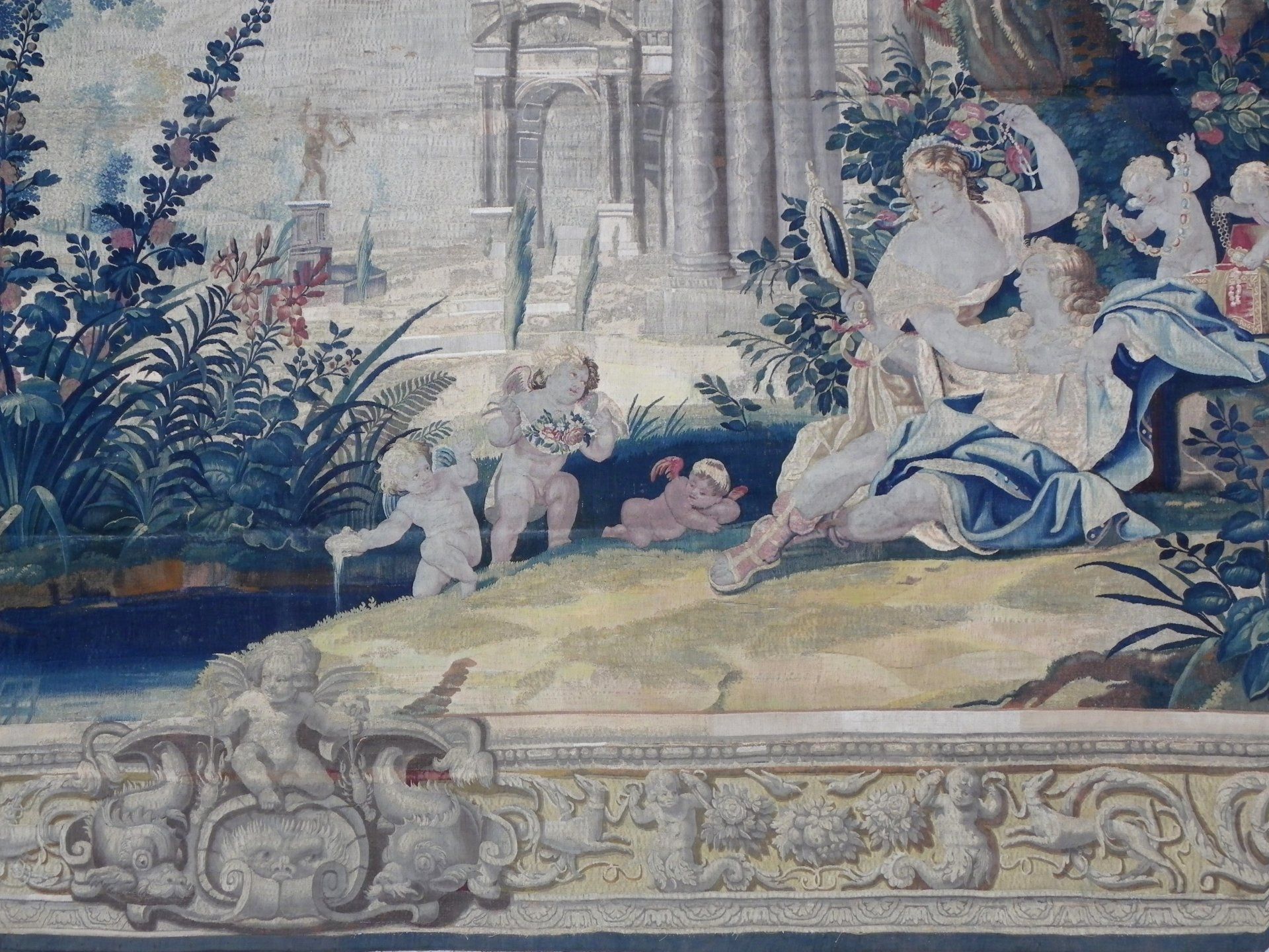 TAPISSERIE DE PARIS | TAPISSERIE ANCIENNE | PARIS TAPISSERIE DE PARIS | TAPISSERIE ANCIENNE | PARIS