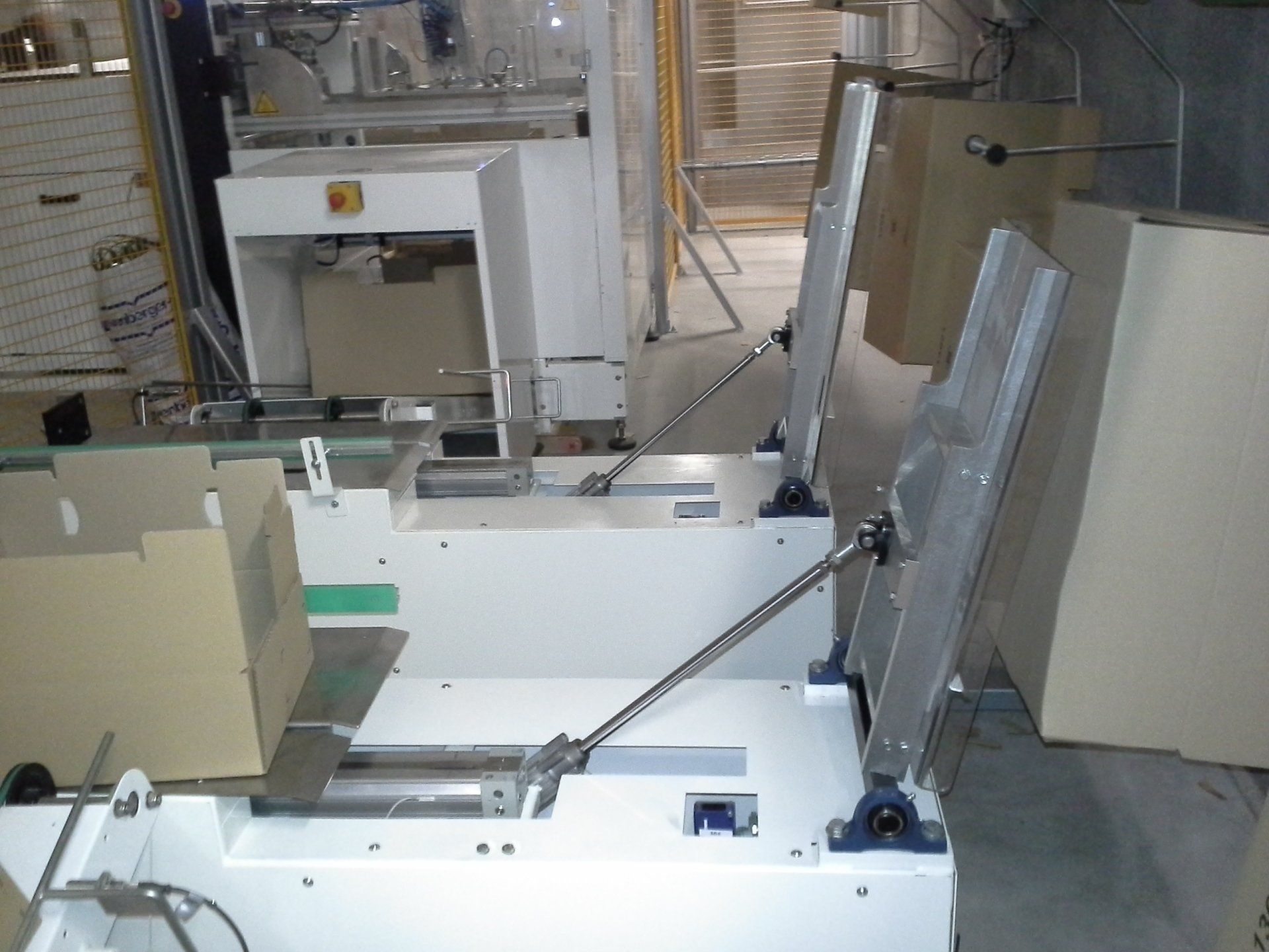 Chargeur en batterie, chargement cadencé multiformat sur crochet