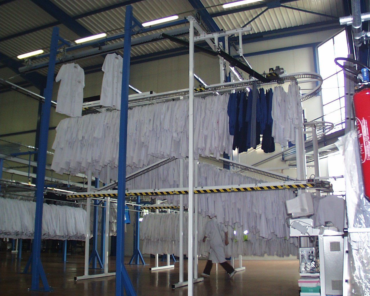 Ruban de tri automatique, convoyeur blanchisserie industrielle