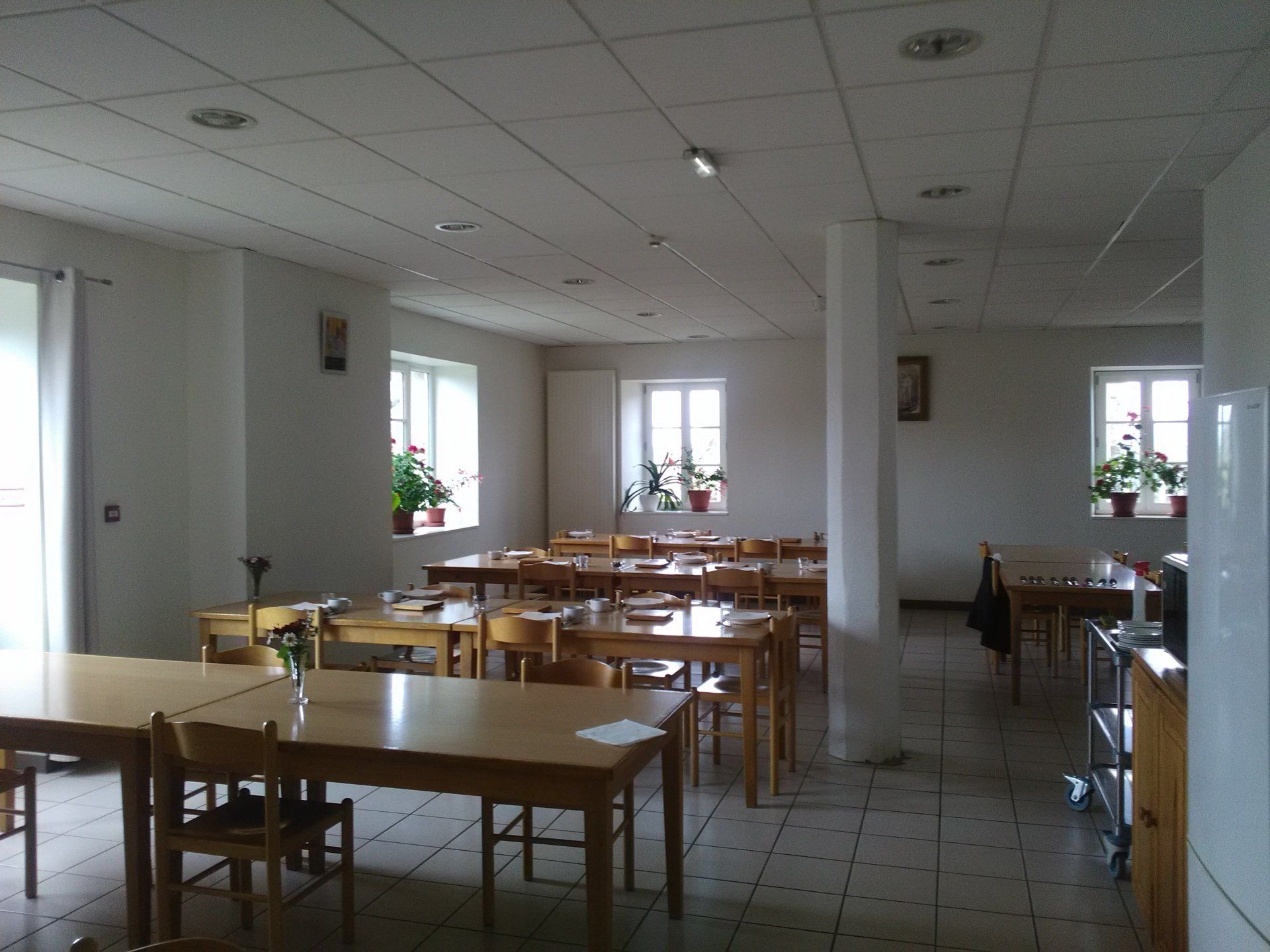 salle à manger notre dame de l'hermitage noirétable