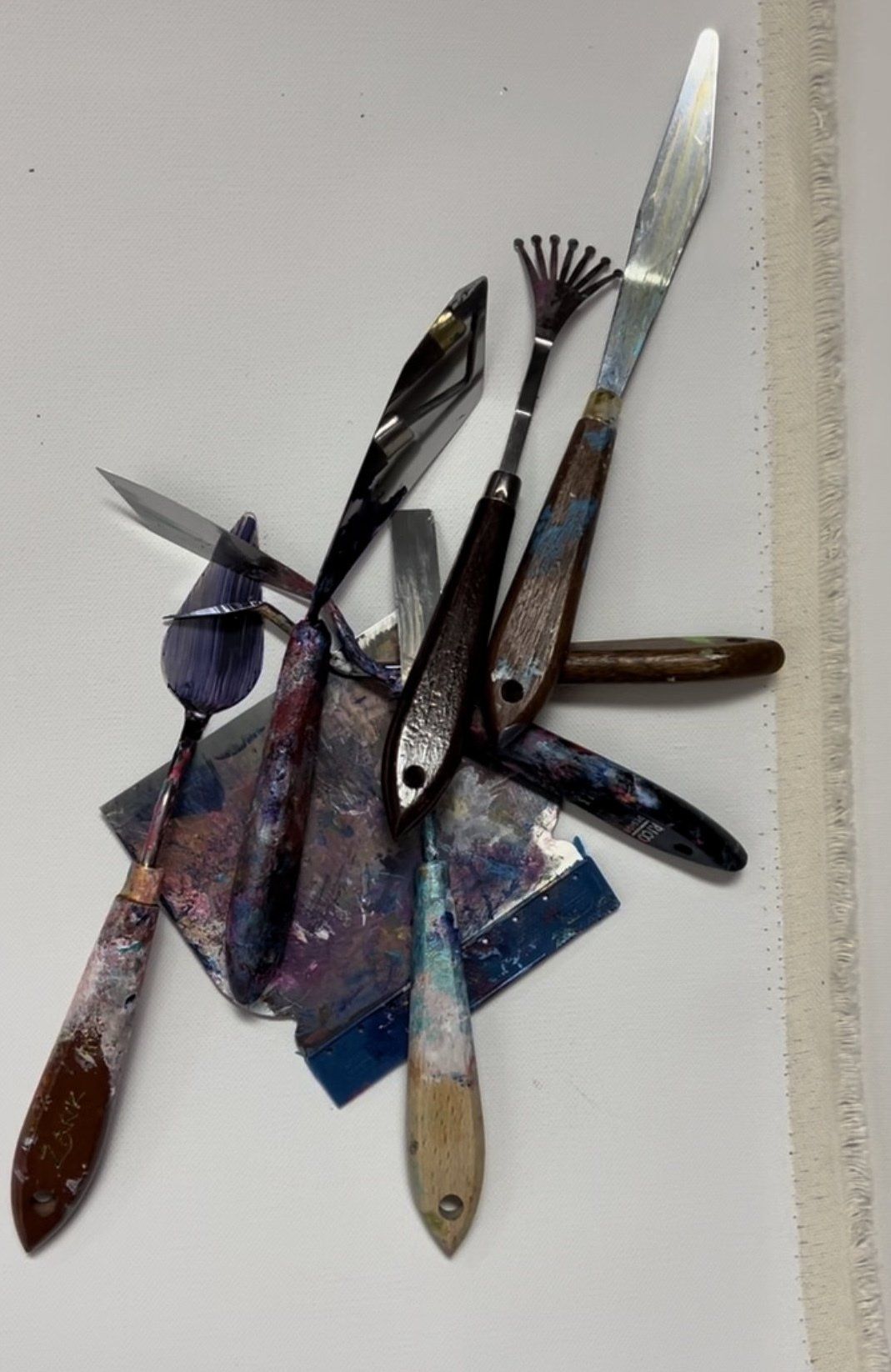 spatulas and paint knives