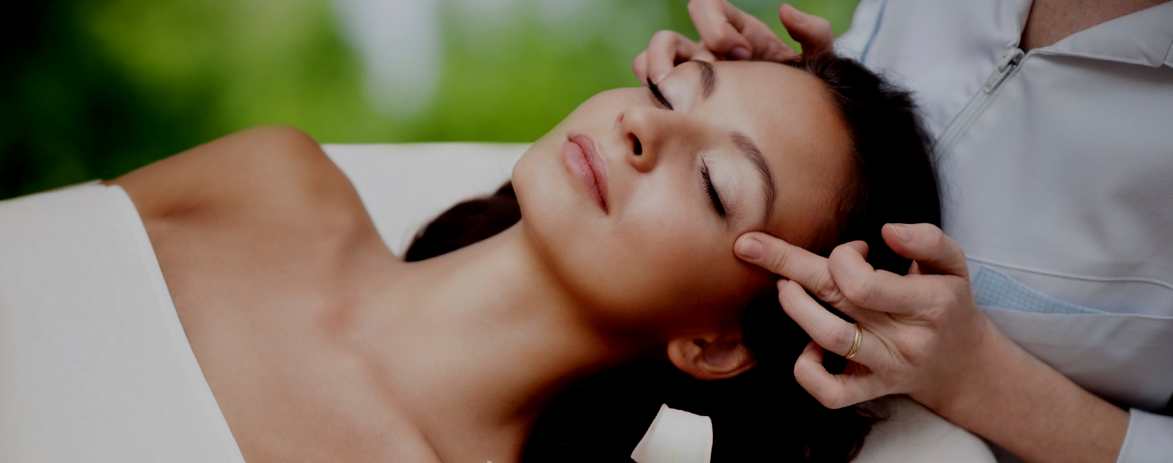 Gesichtsbehandlung und Entspannung