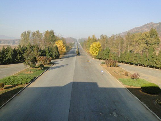 Autobahn Pjöngjang - Kaesong, Nordkorea