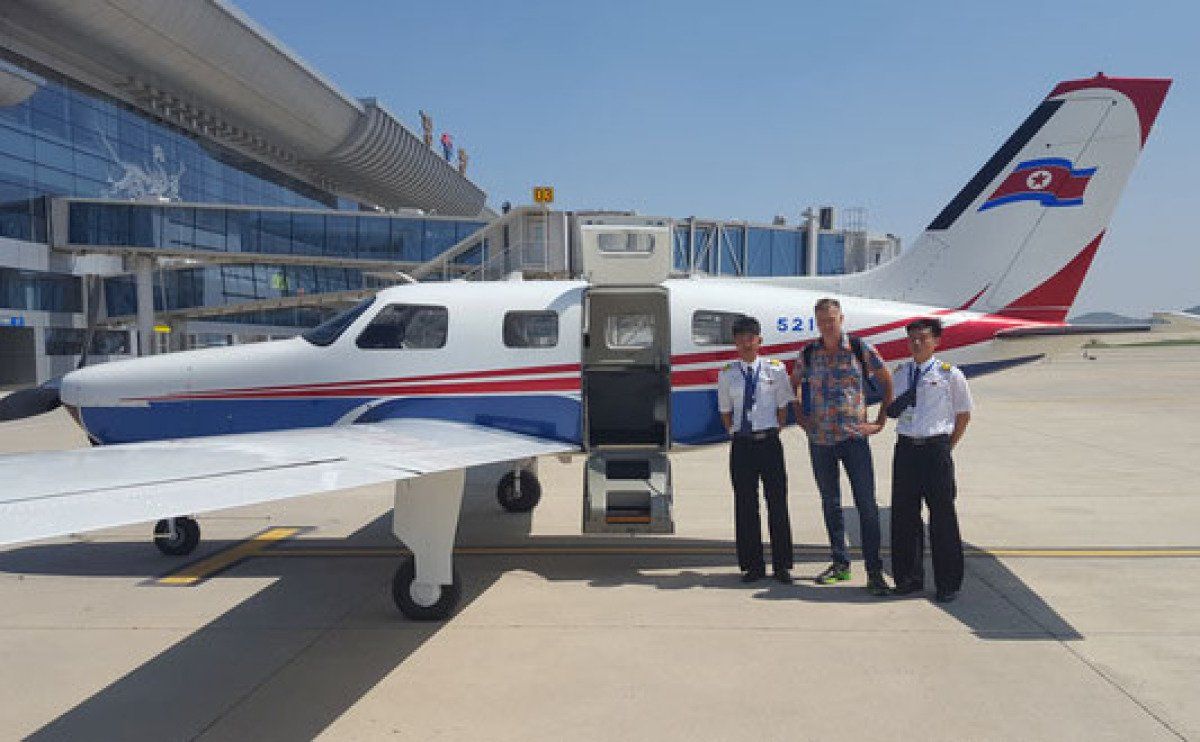 Ultraleichtflugzeug in Nordkorea, Rundflug über Pjöngjang