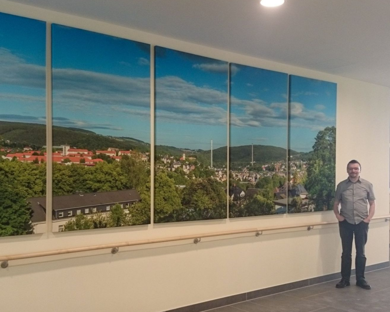 Riesen Panorama von Aue, zu sehen im Helios Klinikum Aue