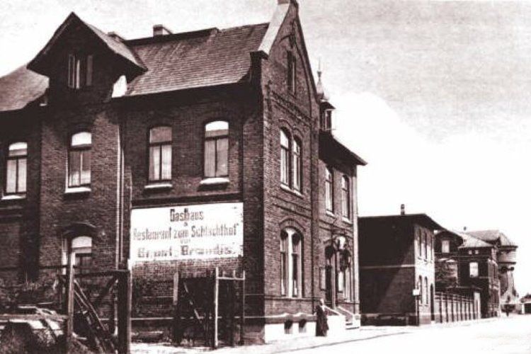 Stau 105 in 1940 **