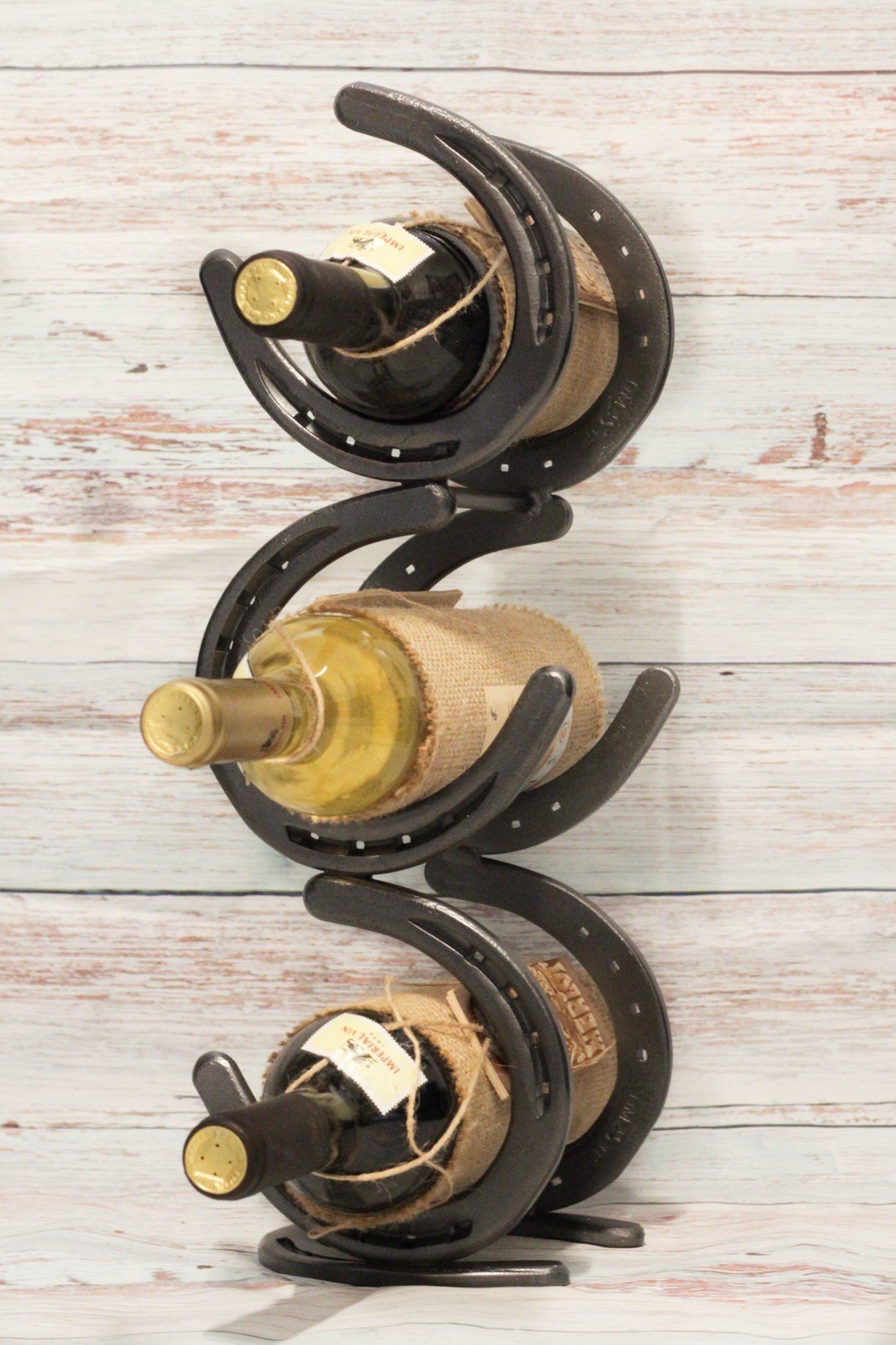 weinstaender-fantasy-horse-hufeisen-geschenk-zur-hochzeit