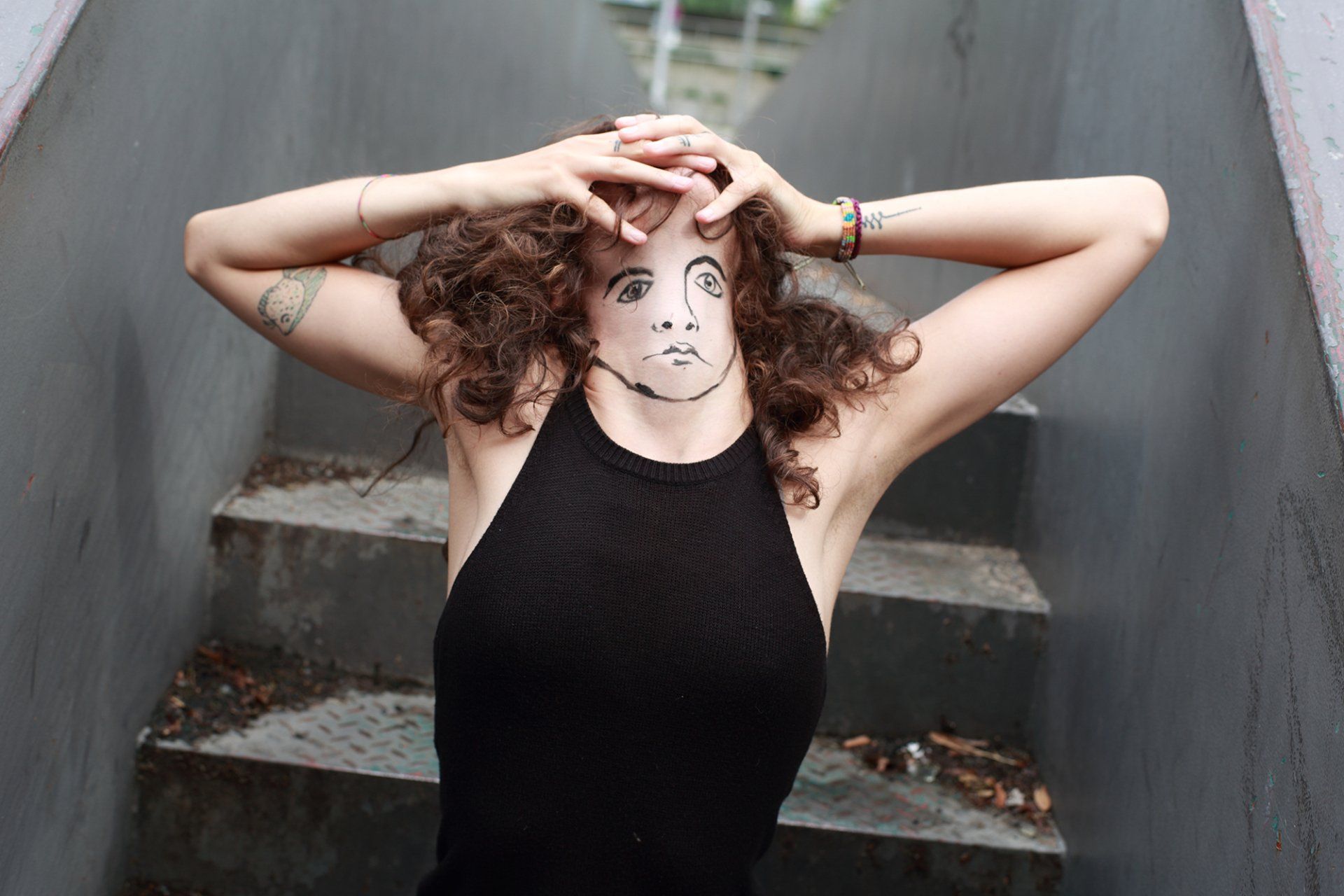 „Underface No. 1“ by Sebastian Bieniek (B1EN1EK), 2017, Berlin (Germany). Edition of 9 original photographs. 67 cm. x 100 cm. From the „Underface“ series. Oeuvre of Bieniek-Face (BieniekFace). „Underface No. 1“ by Sebastian Bieniek (B1EN1EK), 2017, Berlin (Germany). Edition of 9 original photographs. 67 cm. x 100 cm. From the „Underface“ series. Oeuvre of Bieniek-Face (BieniekFace).