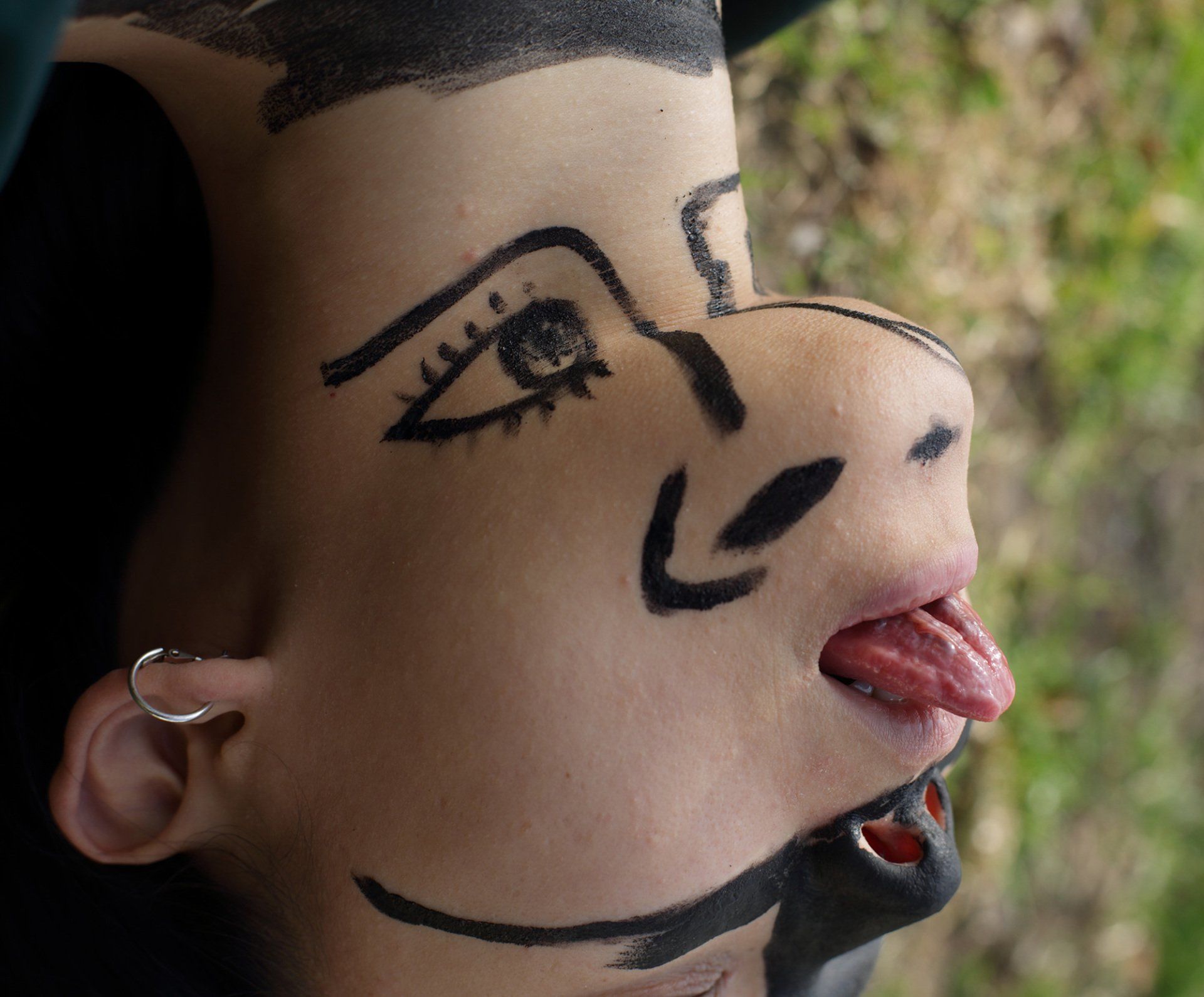 „Bignose No. 1“ by Sebastian Bieniek (B1EN1EK), 2018, Berlin (Germany). Edition of 9 original photographs. 81 cm. x 67 cm. From the „Bignose“ series. Oeuvre of Bieniek-Face. „Bignose No. 1“ by Sebastian Bieniek (B1EN1EK), 2018, Berlin (Germany). Edition of 9 original photographs. 81 cm. x 67 cm. From the „Bignose“ series. Oeuvre of Bieniek-Face.