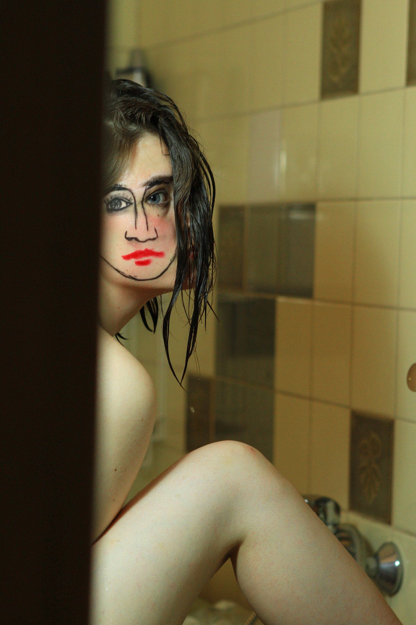 „Doublefaced No. 17“ by Sebastian Bieniek (B1EN1EK), 2013. Edition of 9 original photographs. 58 cm. x 47 cm. From the „Doublefaced“ series. Oeuvre of BieniekFace (Bieniek-Face). „Doublefaced No. 17“ by Sebastian Bieniek (B1EN1EK), 2013. Edition of 9 original photographs. 58 cm. x 47 cm. From the „Doublefaced“ series. Oeuvre of BieniekFace (Bieniek-Face).