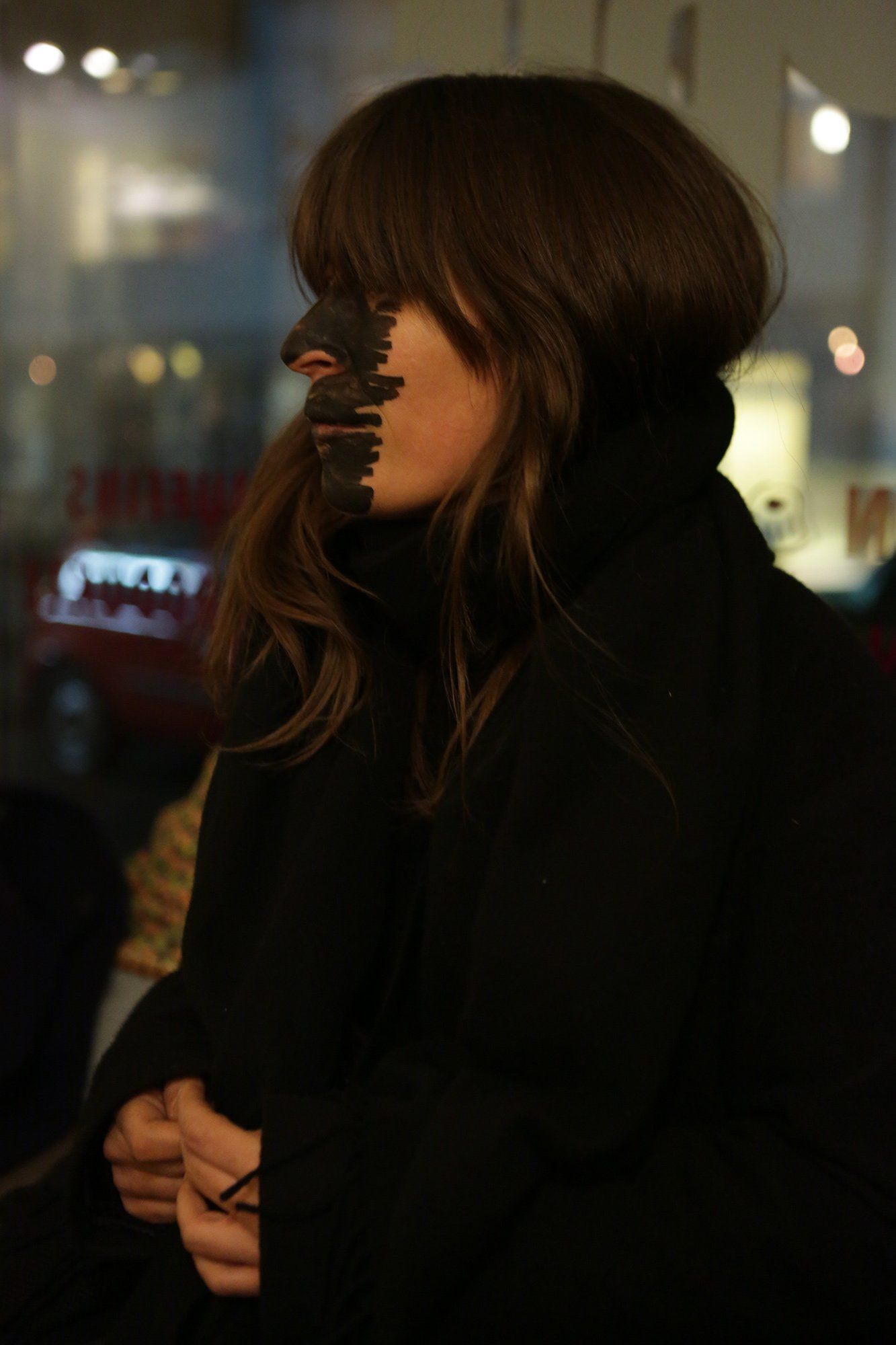 „Secondfaced No. 2“ by Sebastian Bieniek (B1EN1EK), 2013. Edition of 9 original photographs. 100 cm. x 67 cm. From the „Secondfaced“ series. Oeuvre of BieniekFace (Bieniek-Face). „Secondfaced No. 2“ by Sebastian Bieniek (B1EN1EK), 2013. Edition of 9 original photographs. 100 cm. x 67 cm. From the „Secondfaced“ series. Oeuvre of BieniekFace (Bieniek-Face).