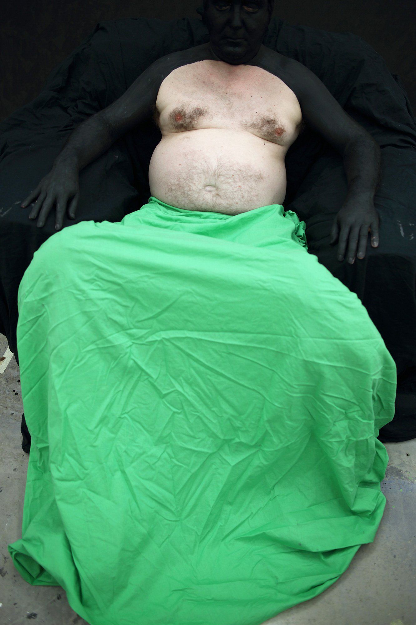 „Bellyface No. 2“ by Sebastian Bieniek (B1EN1EK), 2016, Berlin (Germany). Edition of 9 original photographs. 100 cm. x 67 cm. From the „Bellyface“ series. Model: Dee Bee Smith. Oeuvre of BieniekBody (Bienie-Body). „Bellyface No. 2“ by Sebastian Bieniek (B1EN1EK), 2016, Berlin (Germany). Edition of 9 original photographs. 100 cm. x 67 cm. From the „Bellyface“ series. Model: Dee Bee Smith. Oeuvre of BieniekBody (Bienie-Body).