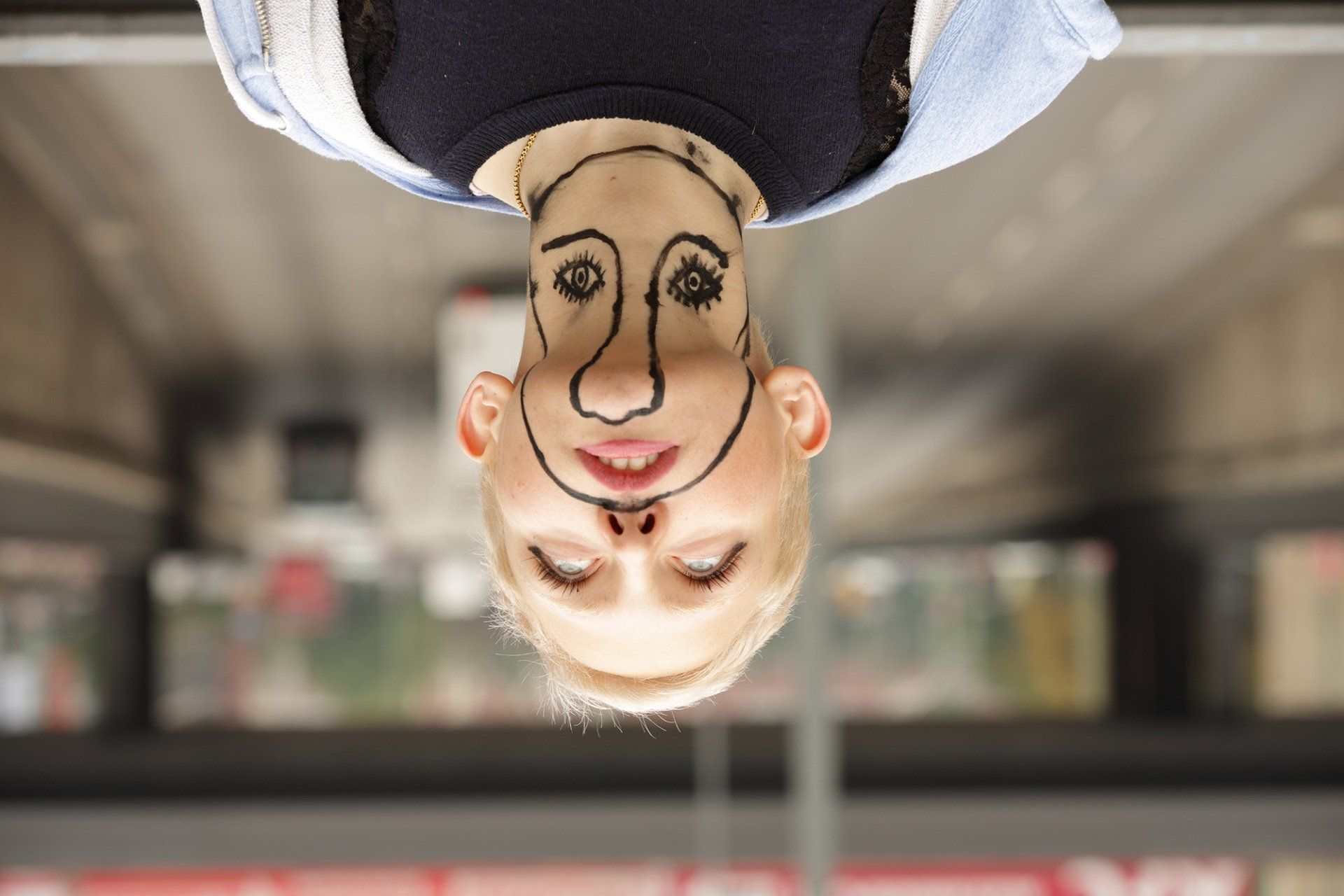 „Polarized No. 3“ by Sebastian Bieniek (B1EN1EK), 2015, Berlin (Germany). Edition of 9 original photographs. 67 cm. x 100 cm. From the „Polarized“ series. Oeuvre of Bieniek-Face (BieniekFace). „Polarized No. 3“ by Sebastian Bieniek (B1EN1EK), 2015, Berlin (Germany). Edition of 9 original photographs. 67 cm. x 100 cm. From the „Polarized“ series. Oeuvre of Bieniek-Face (BieniekFace).