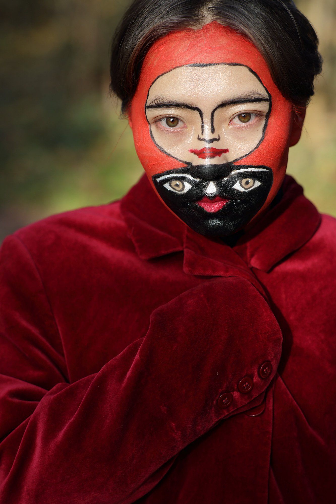 „Duoface No. 3“ by Sebastian Bieniek (B1EN1EK), 2019, Berlin (Germany). Model: Zoljargal Enkh-Amgalan. Edition of 9 original photographs. 100 cm. x 67 cm. From the „Duoface“ series. Oeuvre of Bieniek-Face. „Duoface No. 3“ by Sebastian Bieniek (B1EN1EK), 2019, Berlin (Germany). Model: Zoljargal Enkh-Amgalan. Edition of 9 original photographs. 100 cm. x 67 cm. From the „Duoface“ series. Oeuvre of Bieniek-Face.