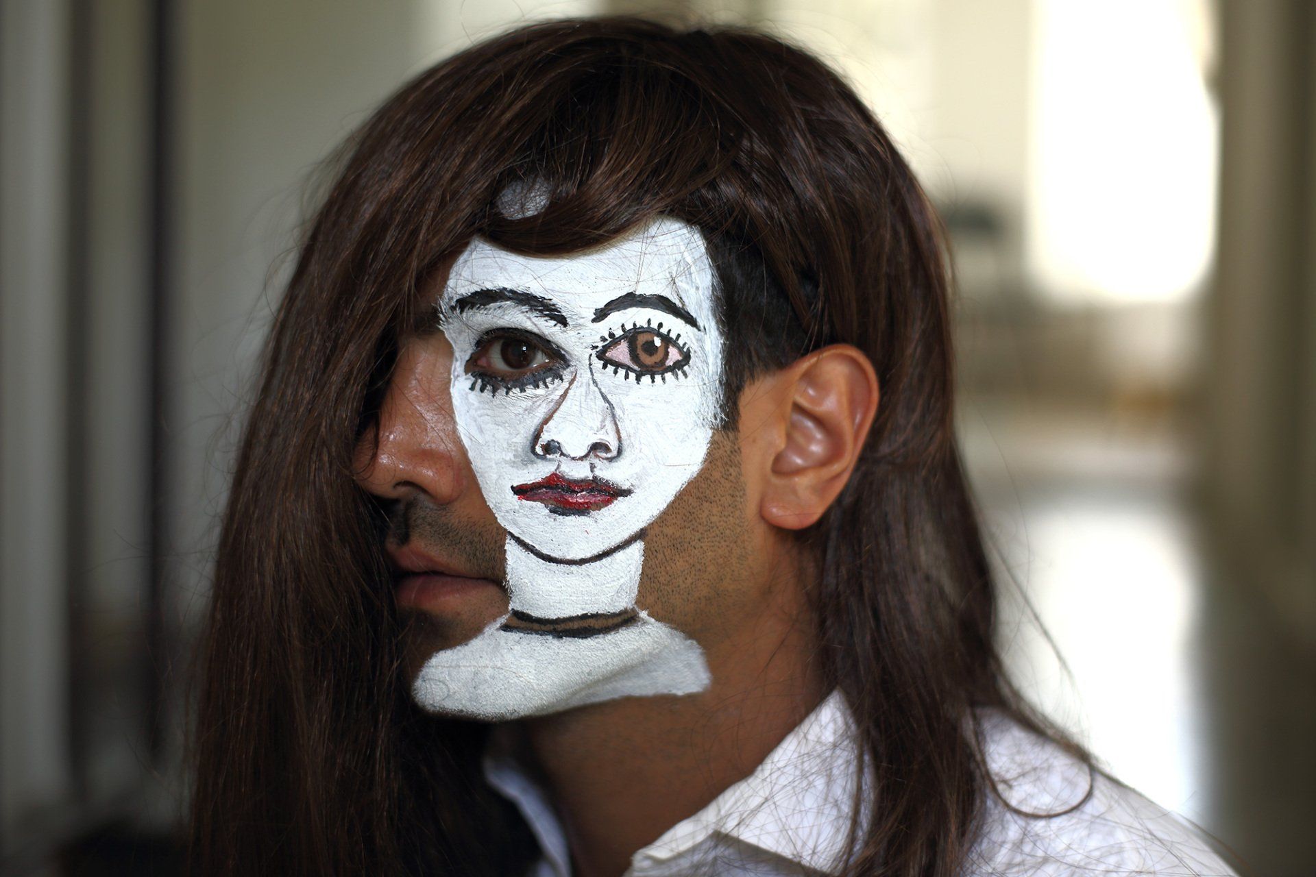 „Whiteface No. 3“ by Sebastian Bieniek (B1EN1EK), 2018, Tehran (Iran). Edition of 9 original photographs. 67 cm. x 100 cm. From the „Whiteface“ series. Oeuvre of Bieniek-Face (BieniekFace).