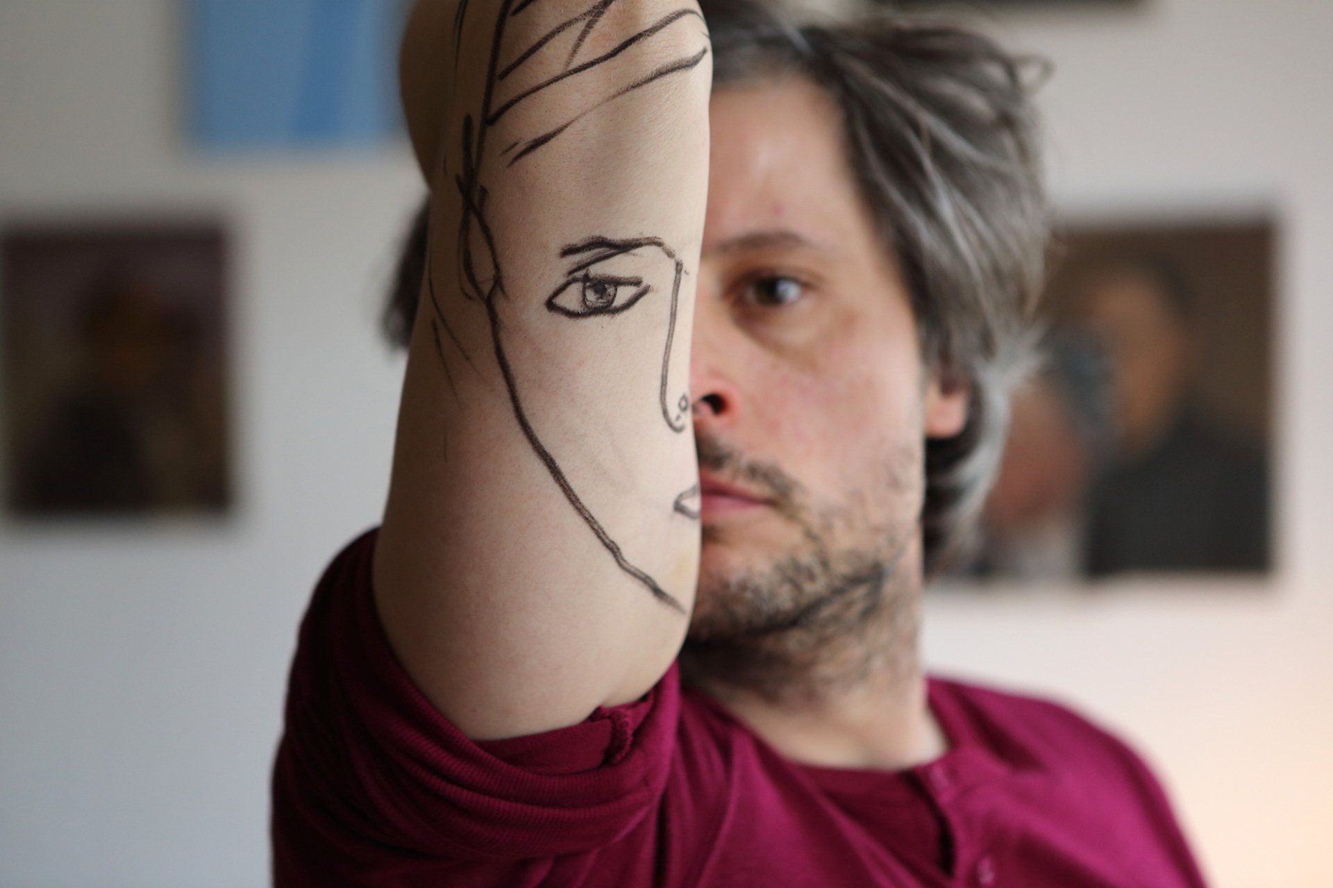 „Me & My Friends No. 3“ (self-portrait) by Sebastian Bieniek (B1EN1EK), 2014. Edition of 9 original photographs. 67 cm. x 100 cm. From the „Me & My Friends“ series. Oeuvre of BieniekFace (Bieniek-Face). „Me & My Friends No. 3“ (self-portrait) by Sebastian Bieniek (B1EN1EK), 2014. Edition of 9 original photographs. 67 cm. x 100 cm. From the „Me & My Friends“ series. Oeuvre of BieniekFace (Bieniek-Face).