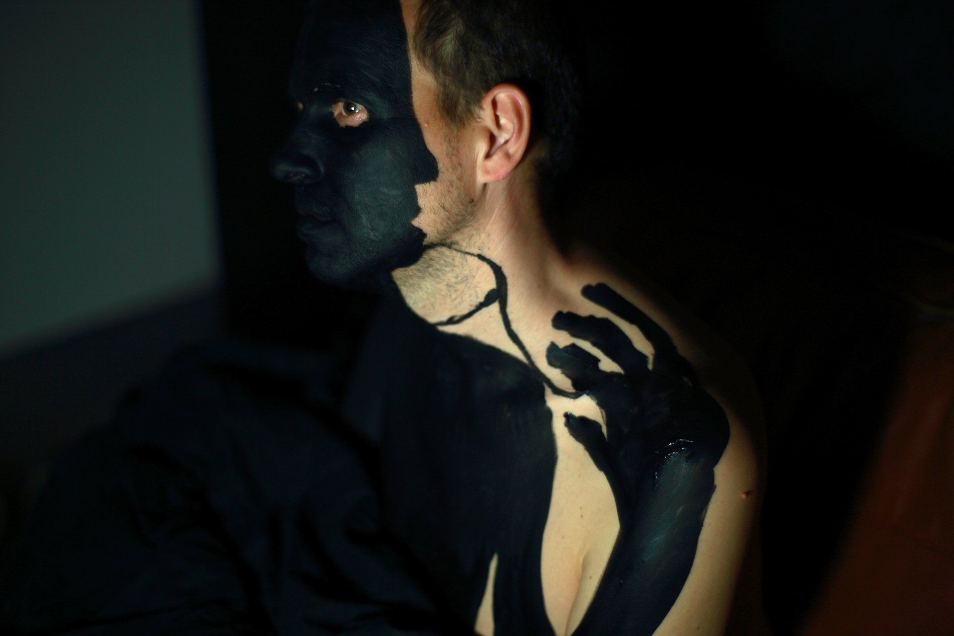 „Face on Face No. 3“ by Sebastian Bieniek (B1EN1EK), 2017. Edition of 9 original photographs. 67 cm. x 100 cm. From „Face in Face“ series. Oeuvre of BieniekFace (Bieniek-Face). „Face on Face No. 3“ by Sebastian Bieniek (B1EN1EK), 2017. Edition of 9 original photographs. 67 cm. x 100 cm. From „Face in Face“ series. Oeuvre of BieniekFace (Bieniek-Face).