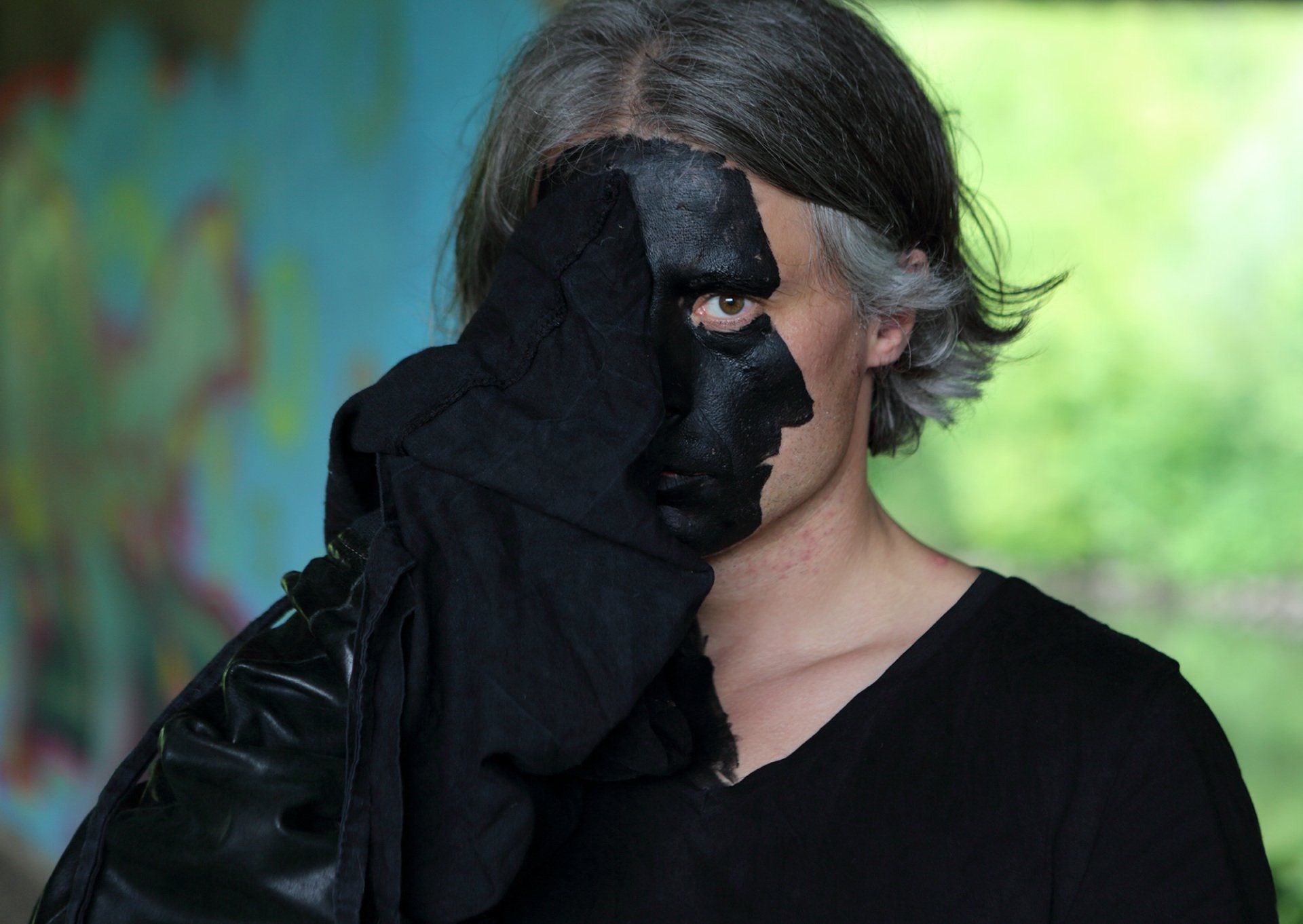 „Bieniek Himself No. 4“ by Sebastian Bieniek (B1EN1EK), 2019. Edition of 9 original photographs. 67 cm. x 100 cm. From the „Bieniek Himself“ series. Oeuvre of BieniekFace (Bieniek-Face). „Bieniek Himself No. 4“ by Sebastian Bieniek (B1EN1EK), 2019. Edition of 9 original photographs. 67 cm. x 100 cm. From the „Bieniek Himself“ series. Oeuvre of BieniekFace (Bieniek-Face).