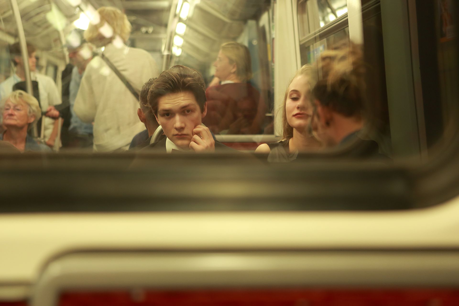 „Male Portrait No. 4“ of an unknown person in the Hamburg subway by Sebastian Bieniek, 2016. Edition of 9 original photographs. 67 cm. x 100 cm. From the „Male Portraits“ series. Field of „People Photography“. „Male Portrait No. 4“ of an unknown person in the Hamburg subway by Sebastian Bieniek, 2016. Edition of 9 original photographs. 67 cm. x 100 cm. From the „Male Portraits“ series. Field of „People Photography“.